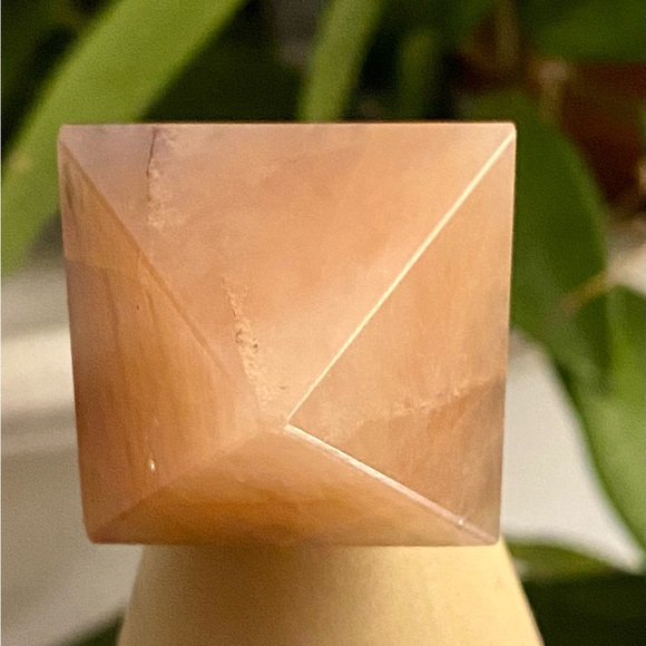 Calcite Pyramid Ring - Picture 8 of 11